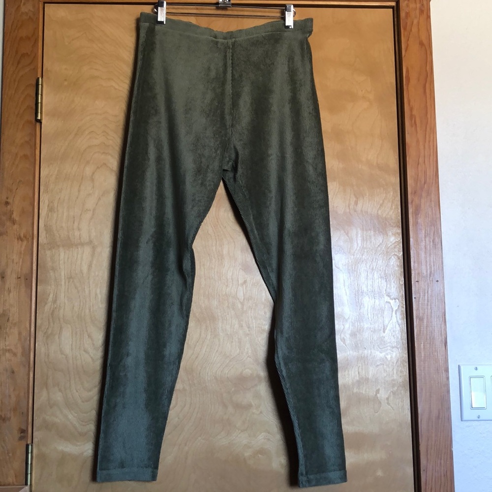 Light green corduroy leggings